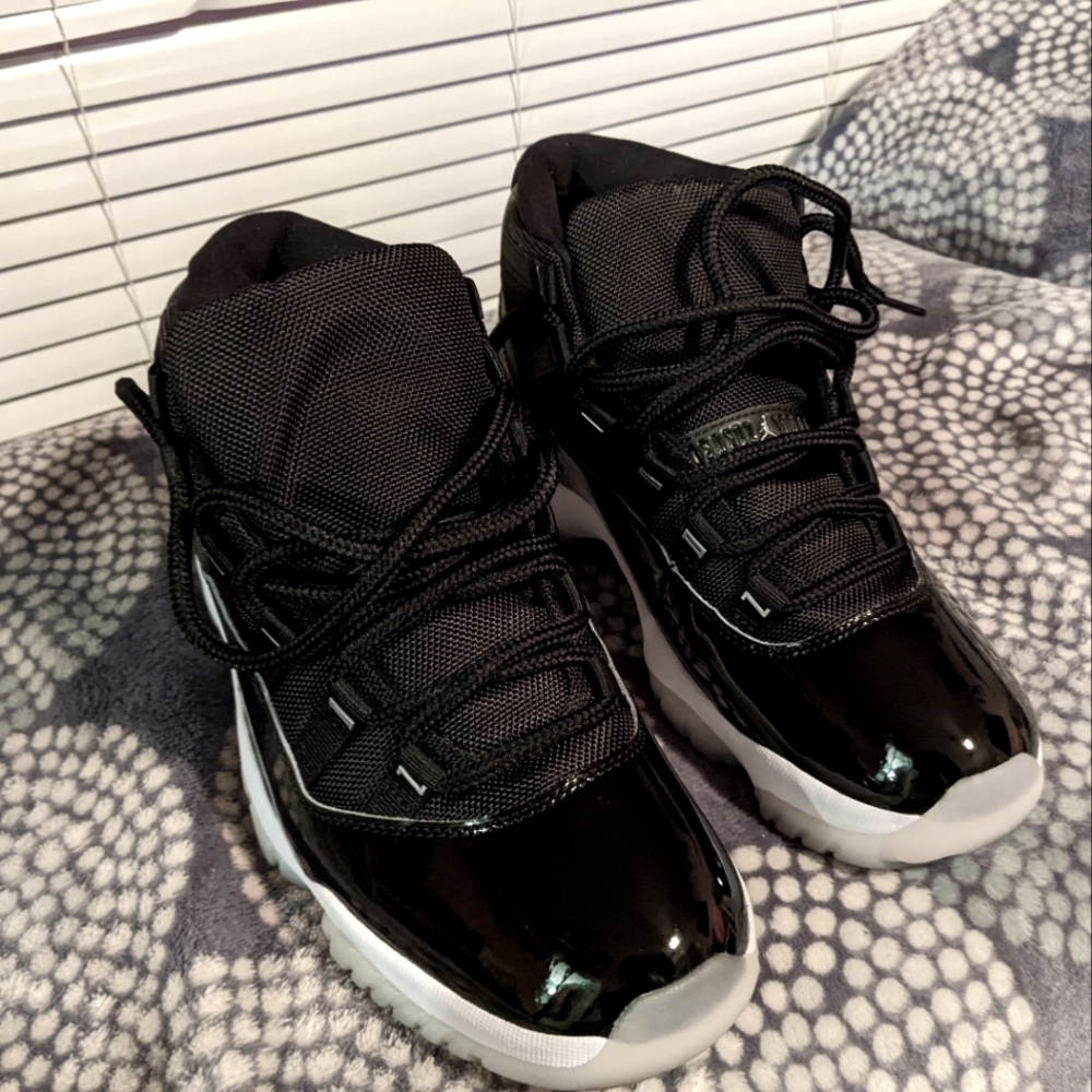 Jordan 11s retro